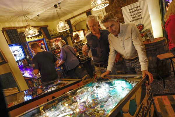 vvf m549626 20231020 rent a pinball vogelverschirkkersfestival